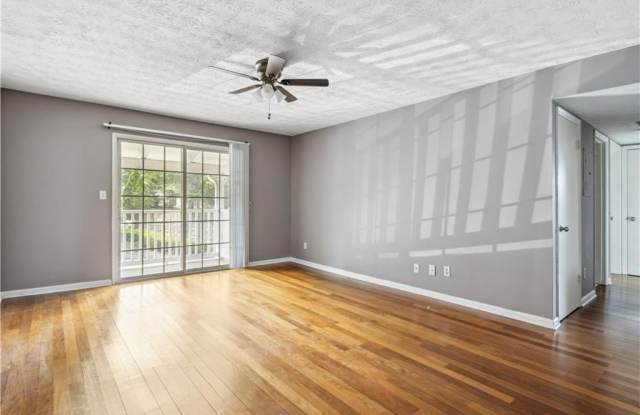 3155 Seven Pines Court Gallery 4