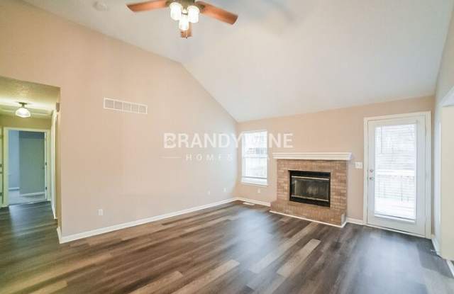 914 Southwest Foxtail Drive Gallery 4