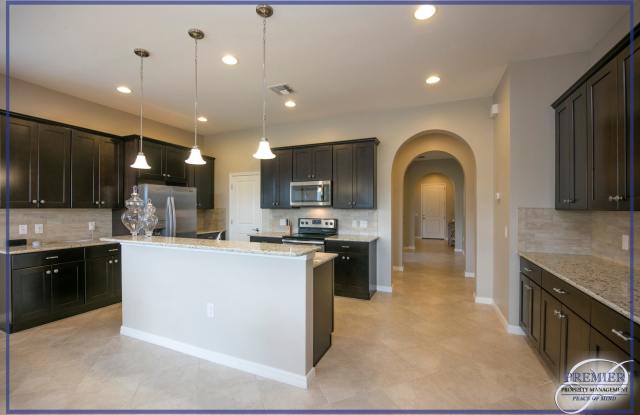 *** BEAUTIFUL ARTESIA POOL HOME*** 4 BDRM / 3 BATH Gallery 3