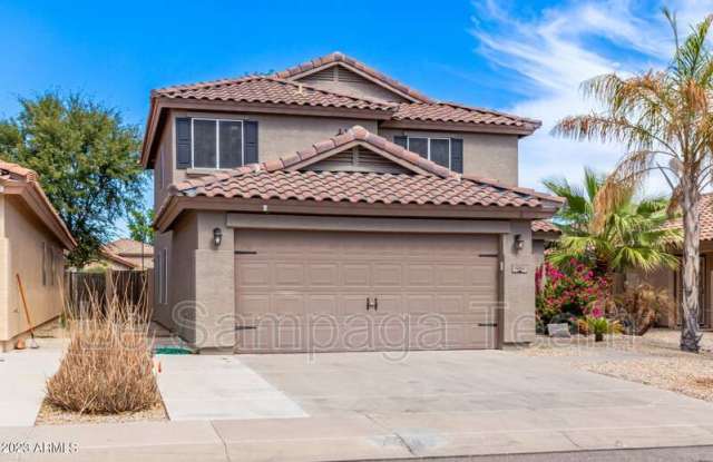 1082 E Lakeview Dr - 1082 East Lakeview Drive, San Tan Valley, AZ 85143