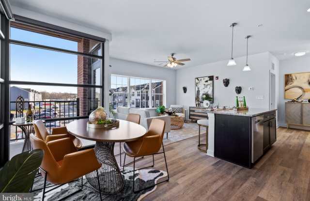 255 CAMBRIDGE BLVD photos photos