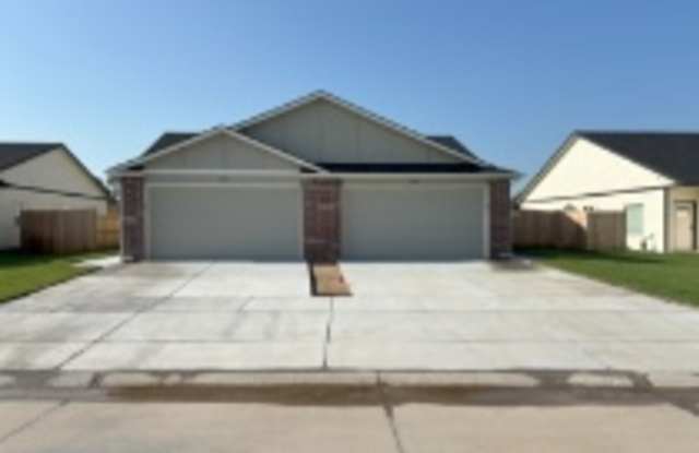 609 Briarbrook Ln - 609 Briarbrook Ln, Park City, KS 67147 609 Briarbrook Ln - 609 Briarbrook Ln, Park City, KS 67147