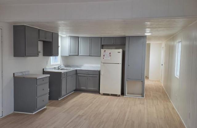 2602 E Walnut Street photos photos
