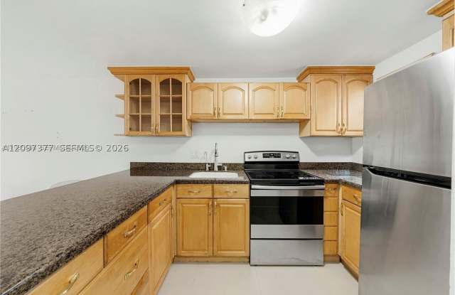 1901 NW S River Dr Gallery 2