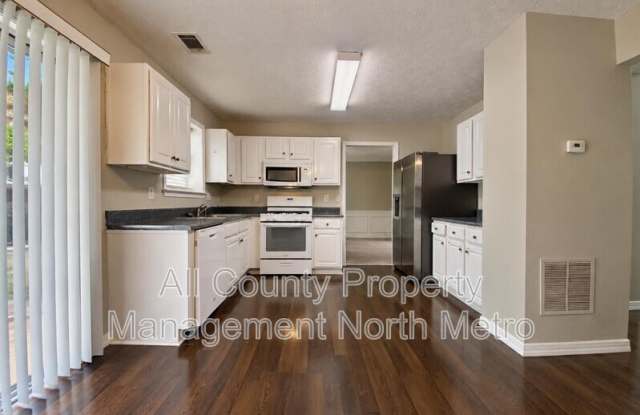 1095 Winthrope Chase Drive Gallery 4