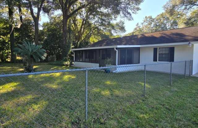 10605 SW 68 Terrace Gallery 2