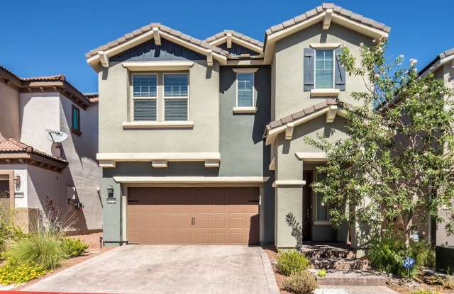 ABSOLUTELY STUNNING HOME IN POSH DOWNTOWN SUMMERLIN! photos photos