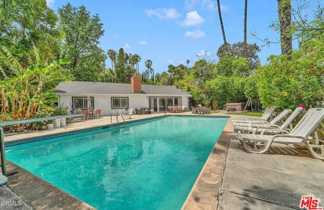 5604 Valley Circle Blvd photos photos