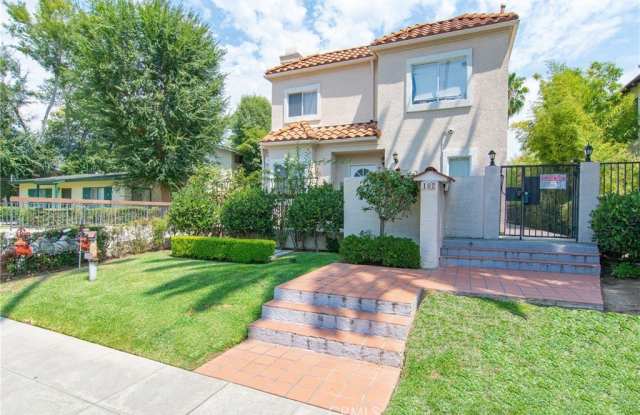 102 Harkness Avenue - 102 Harkness Avenue, Pasadena, CA 91106