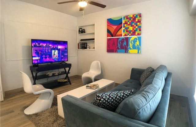 642 NE 16th St - 642 Northeast 16th Street, Fort Lauderdale, FL 33304