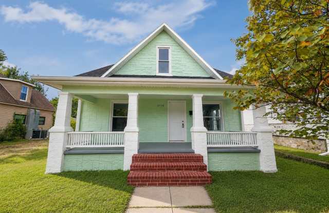 COMING SOON: CUTE 3 BEDROOM / 1 BATHROOM HOUSE JOPLIN MO!! photos photos