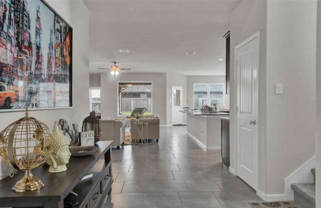 3907 Palmer Meadow Court Gallery 4