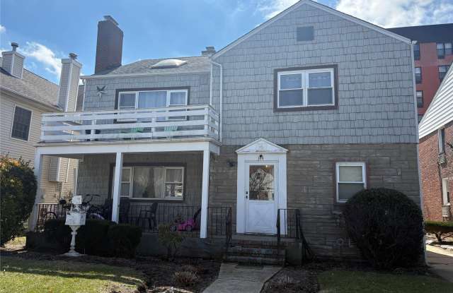 344 E Penn Street photos photos