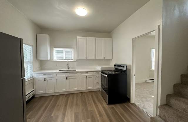 2519 Baker- 5 Unit Gallery 1