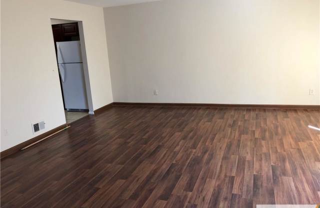 84 Corona Court Gallery 4