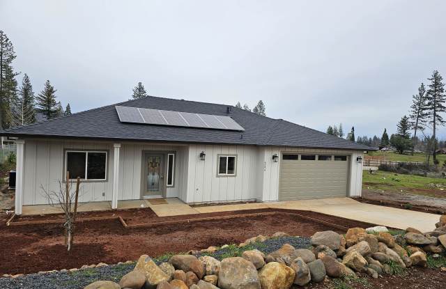 6094 Maxwood Drive - 6094 Maxwood Drive, Paradise, CA 95969
