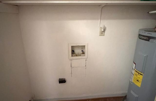 Perfect Location In Winston-Salem Gallery 1