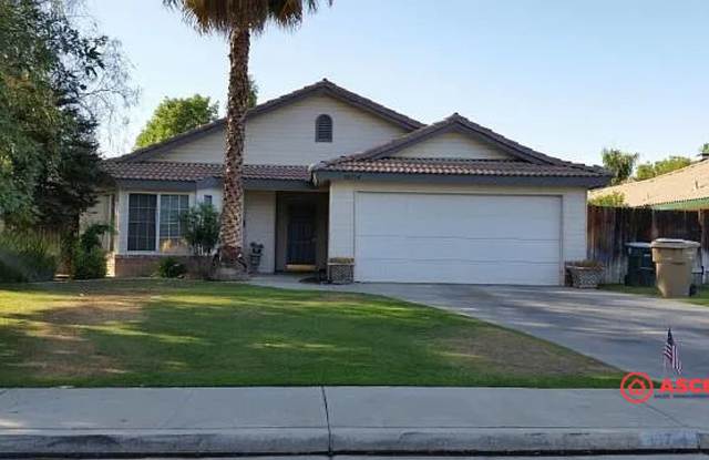 *MOVE IN SPECIAL!* - 10714 Ottawa Court, Bakersfield, CA 93312