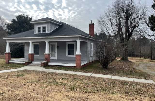 2417 Statesville Boulevard photos photos