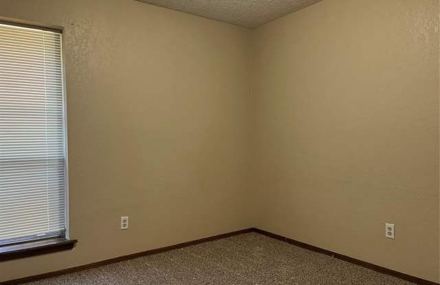 10329 Exter Avenue Gallery 4