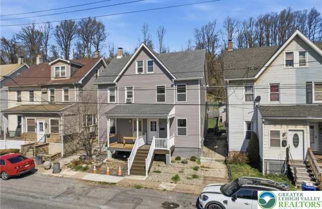 1065 Bushkill Drive photos photos