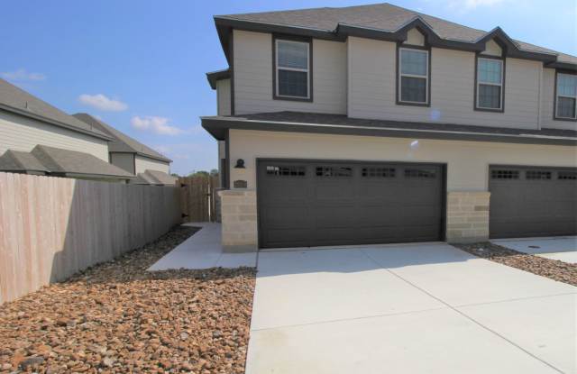 Large Fenced in Backyard in NBISD /Walk to Kraft Park /  Fridge Included  / Pet Friendly / Off County Line RD / NBISD photos photos