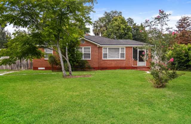 3 BR/1BA | Newly Renovated Single Family Home | 1-Car Garage Parking | Front and back yard! photos photos