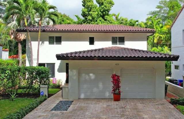 423 Alhambra Cir photos photos