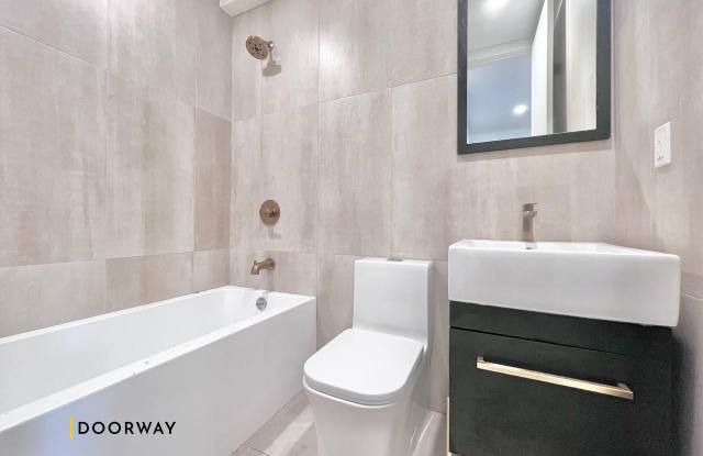 321 Woodbine St photos photos