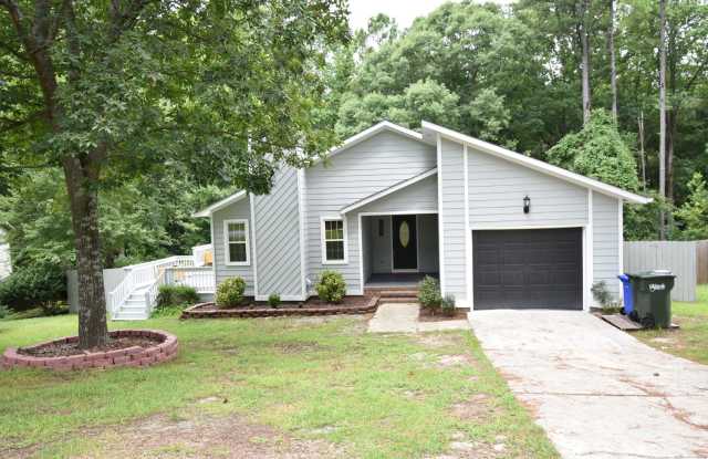 Coming Soon~ 3 Bedroom and 2 Bath- Great Outdoor Space (Pets Negotiable) photos photos Coming Soon~ 3 Bedroom and 2 Bath- Great Outdoor Space (Pets Negotiable) photos photos