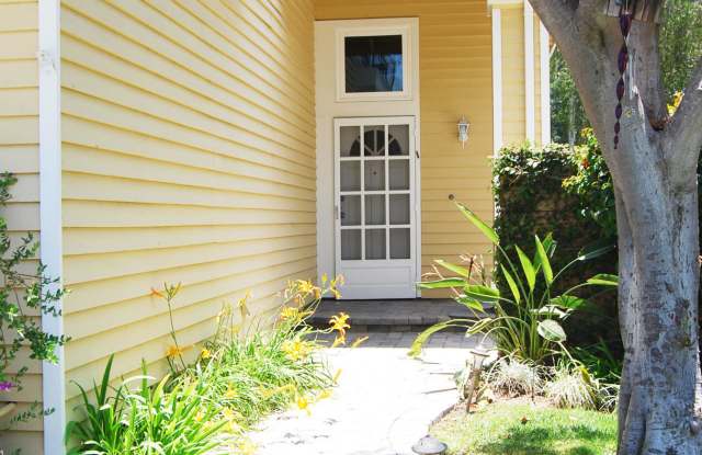 12312 Sunnyglen Drive Gallery 2