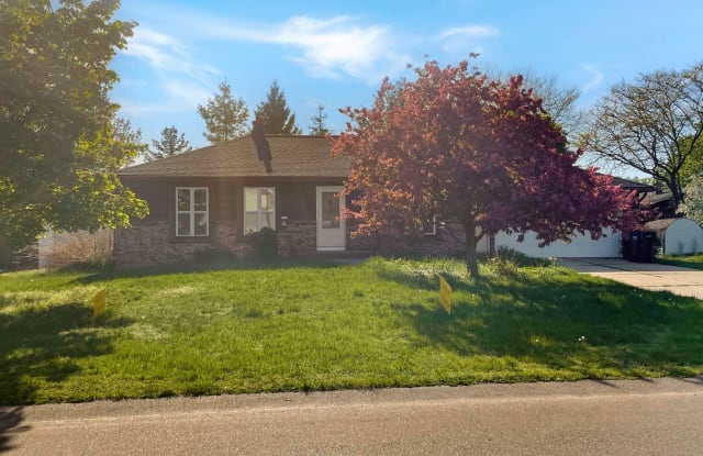 6835 Quincy SW - 6835 Quincy Drive Southwest, Cutlerville, MI 49548