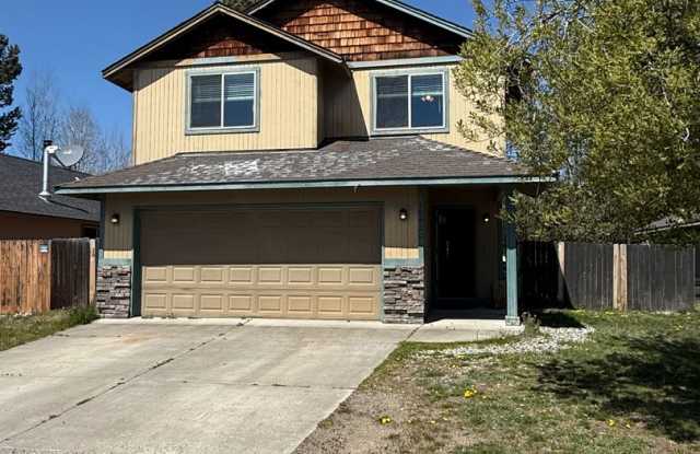 3BR/2.5BA Home w/ Garage, Fenced Yard – Walk to Shops & Parkra photos photos