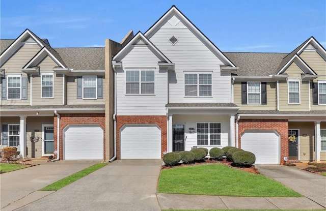 2369 Suwanee Pointe Drive photos photos