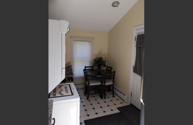 344 Union St - 344 Union Street, Middlesex County, MA 01721