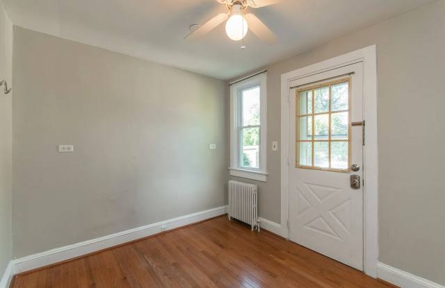 169 S Harrison St photos photos