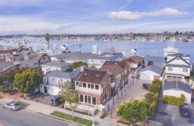 1410 E Balboa Boulevard Gallery 2