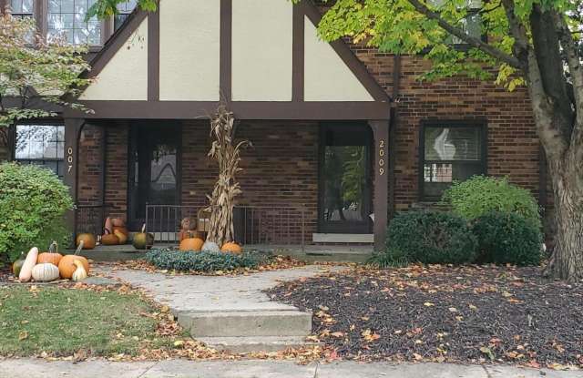2009 Tewksbury Road - 2009 Tewksbury Road, Upper Arlington, OH 43221