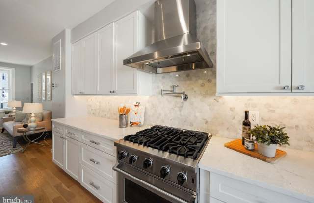 731 PARK Road NW Gallery 3