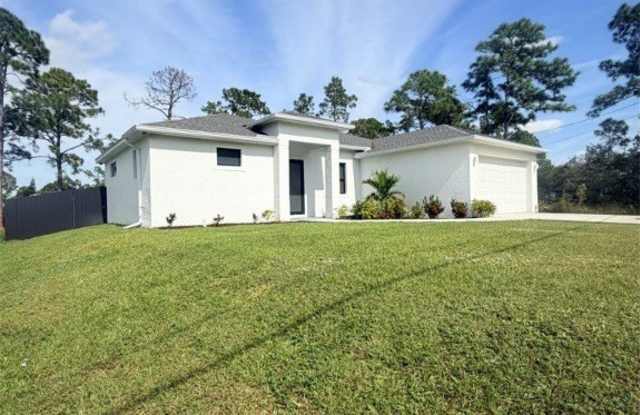 3804 40th Street SW photos photos