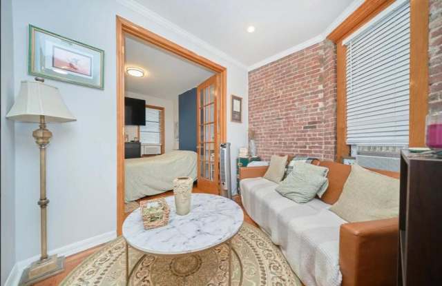 796 Ninth Avenue photos photos