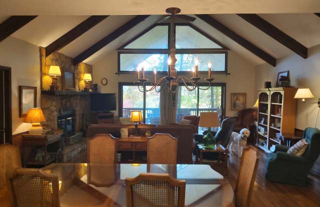 529 Bald Mountain Rd Gallery 2