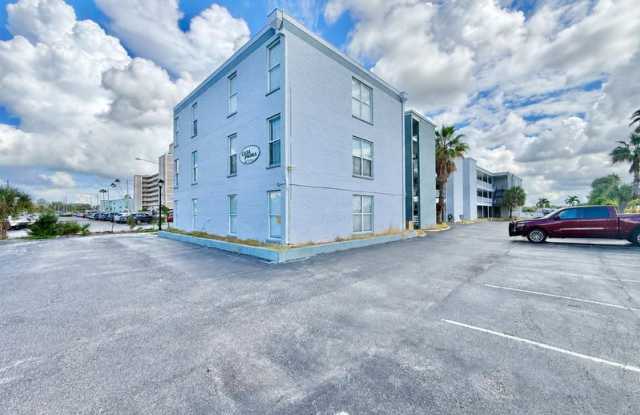 1859 Shore Drive South Gallery 3