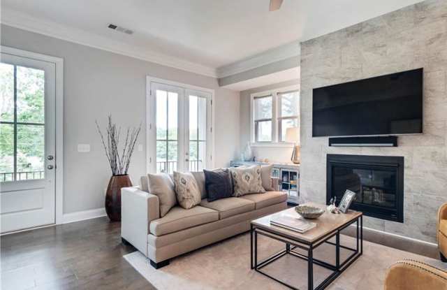 3569 Parkside Way Gallery 2