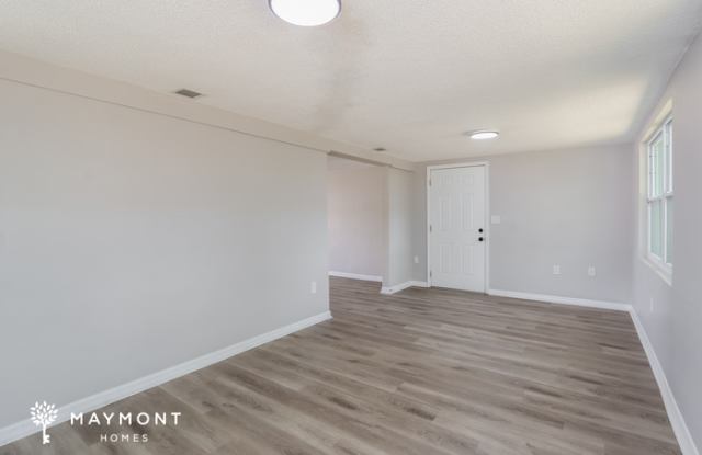 5013 Meadowlark Lane Gallery 3