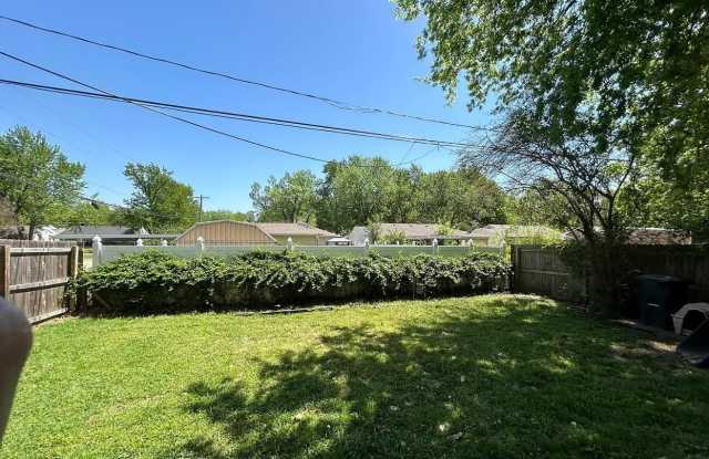 3505 South Knoxville Avenue photos photos