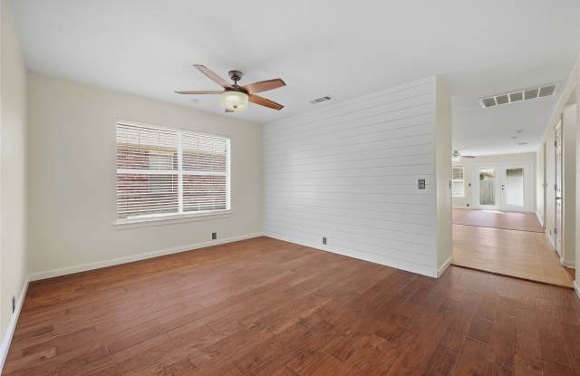 4506 Falcon Drive Gallery 4