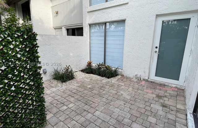 6985 SW 110th Pl Gallery 4