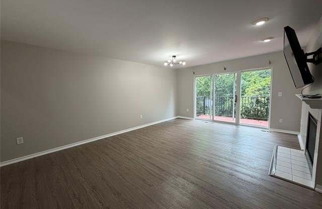 758 Sandalwood Drive Gallery 4