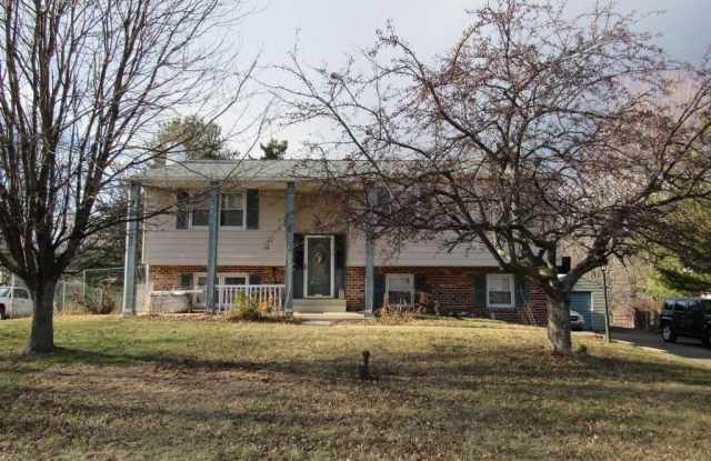 221 SWINEHART ROAD photos photos